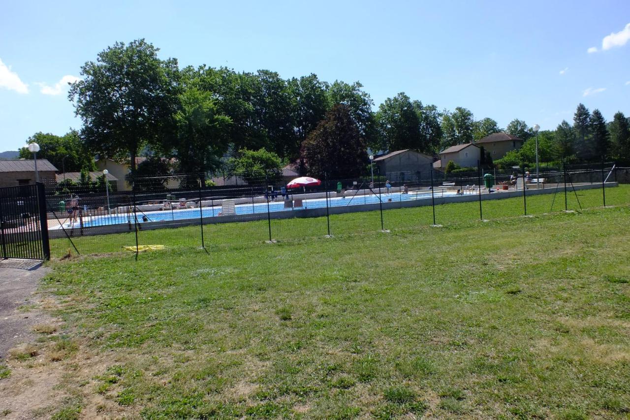 Gite Des Deux Rivieres Nant Luaran gambar